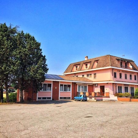 Locanda La Castellana Castello d'Agogna Esterno foto